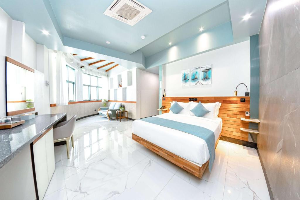 Marukab Plaza 4*