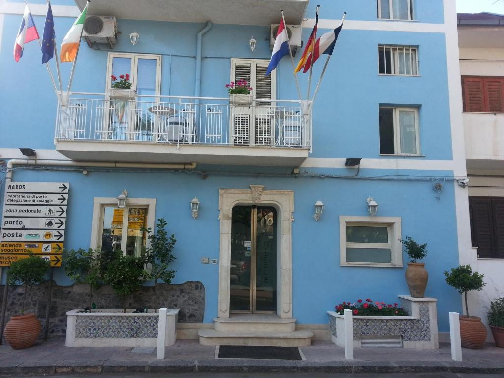Villa Nefele 3*