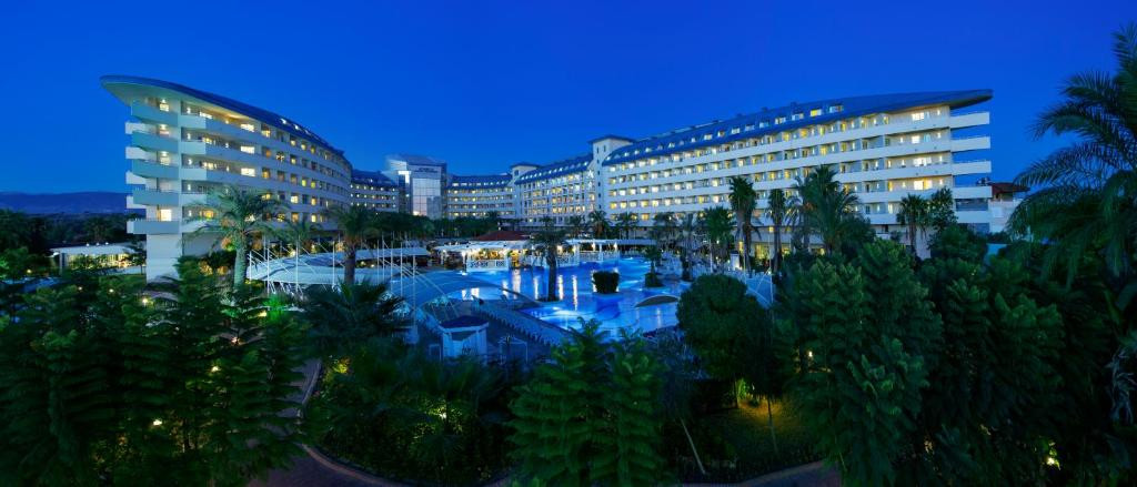 Crystal Admiral Aqua Collection (Ex. Crystal Admiral Resort Suites & Spa) 5* миниатюра 5