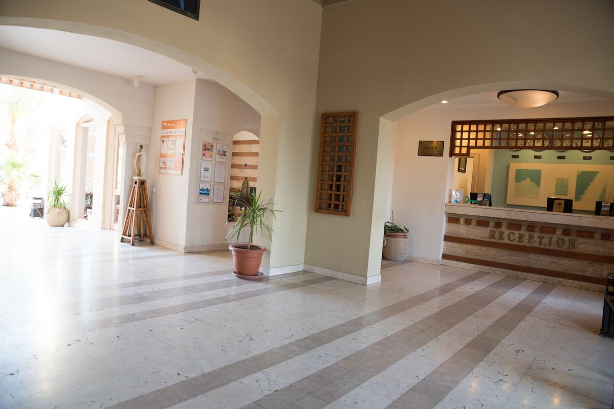 Marina Plaza Tala Bay 4* миниатюра 6