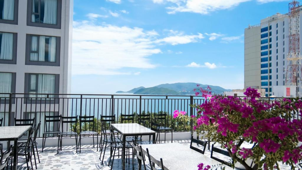 Prague Nhatrang Hotel 3*