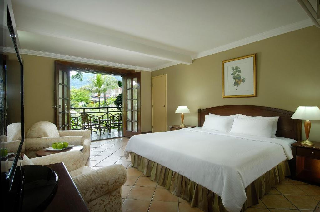 Berjaya Beau Vallon Bay Resort & Casino 4* миниатюра 3