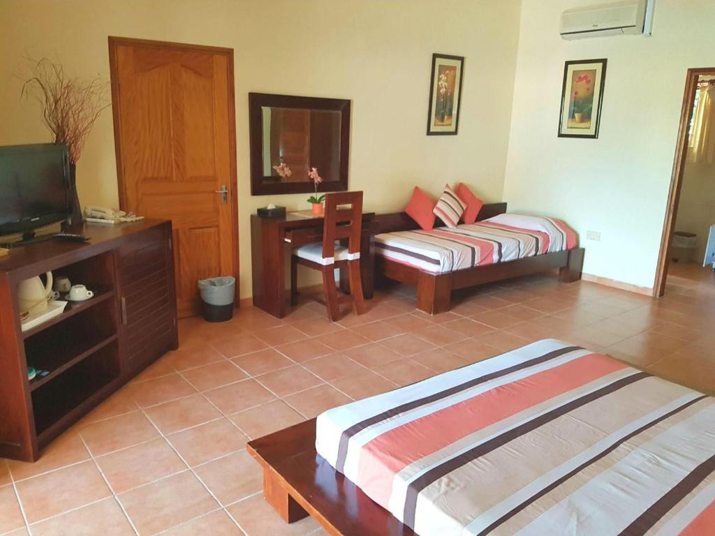 Britannia Hotel 2* миниатюра 6