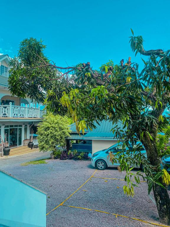 Divers Lodge Guest House миниатюра 6