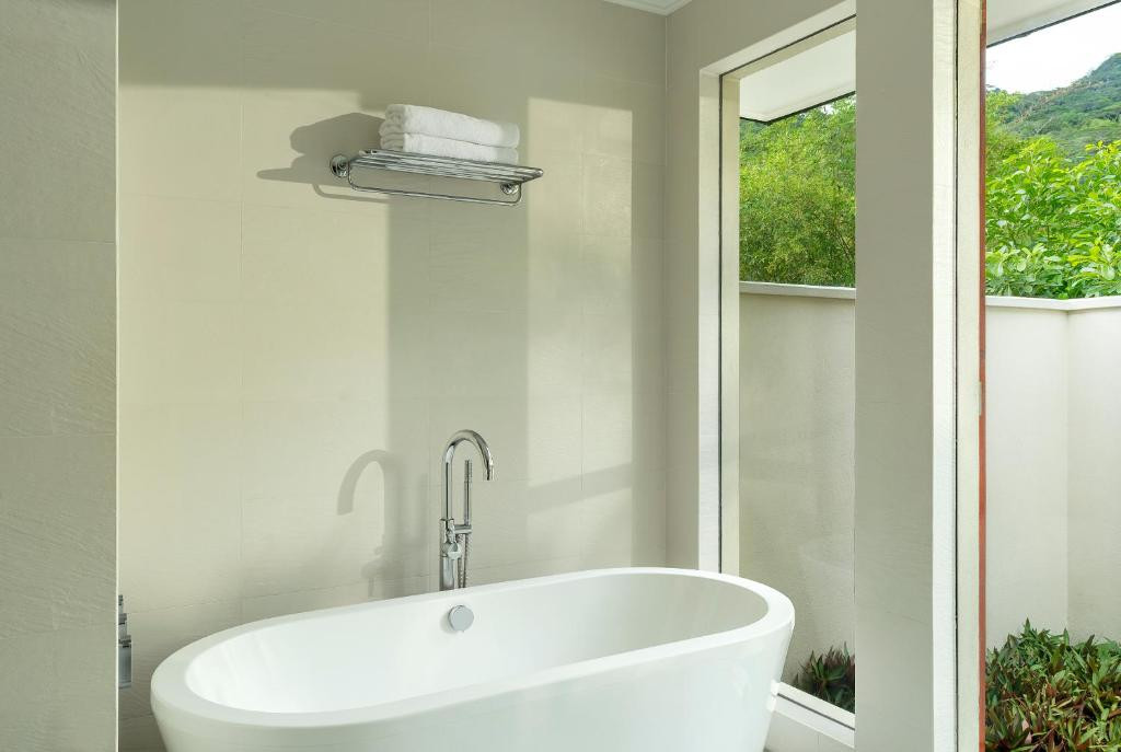 Niva Labriz Seychelles (Ex. Labriz Silhouette Seychelles) 5* миниатюра 5