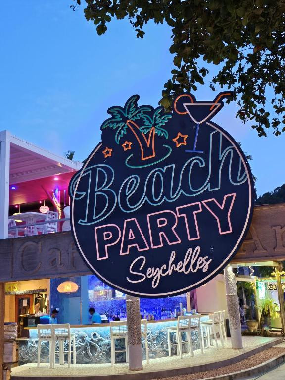 Le Duc De Praslin 5* миниатюра 5