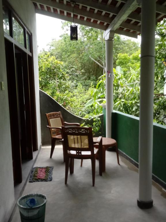 Backpackers Lodge Unawatuna Guest House миниатюра 5
