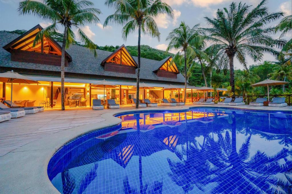 Paradise Sun 4*