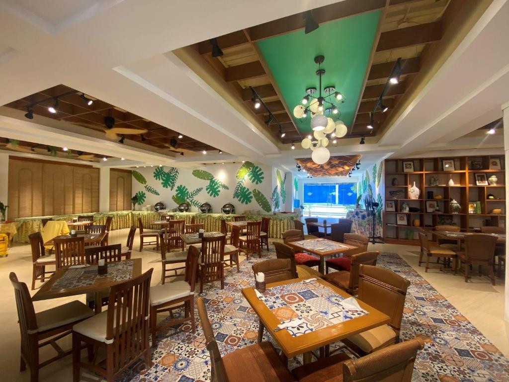 Boracay Tropics Resort 4* миниатюра 6