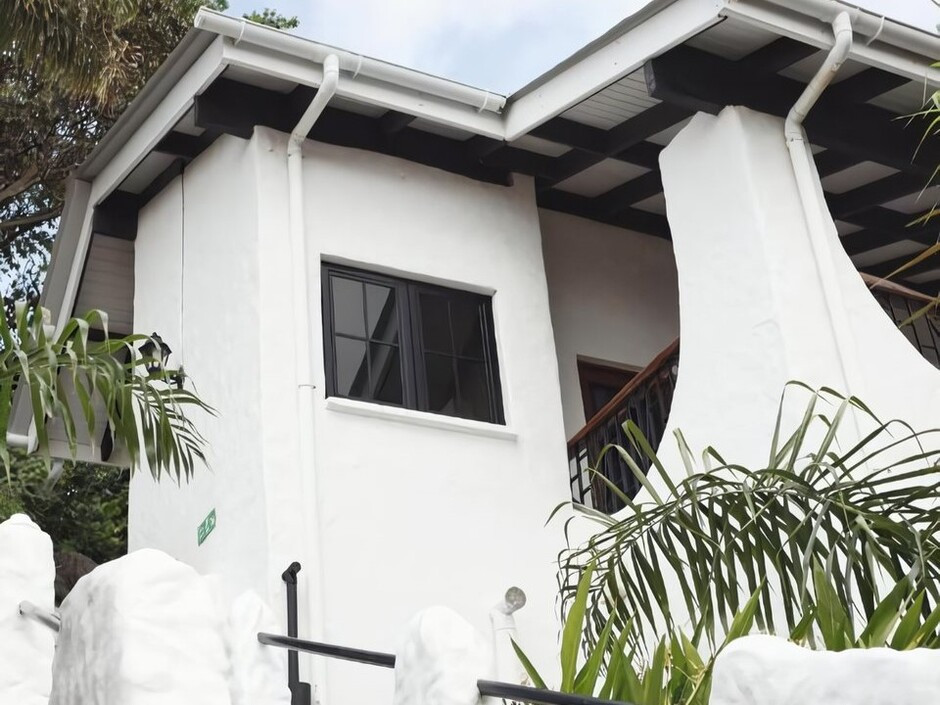 The Salty Palms Apartment миниатюра 3