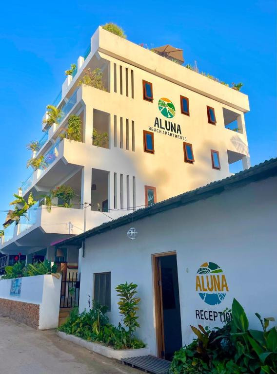 Aluna Beach Apartments 4* миниатюра 3