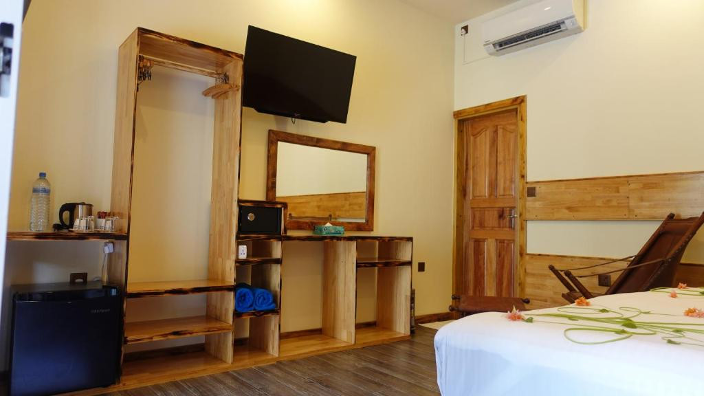 Manta Dhangethi Guesthouse миниатюра 5