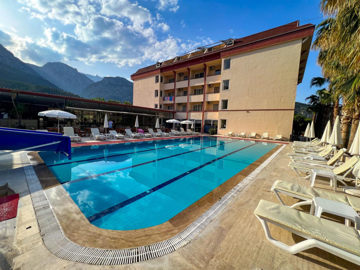 Castle Park (Ex. Larissa Park) 4*