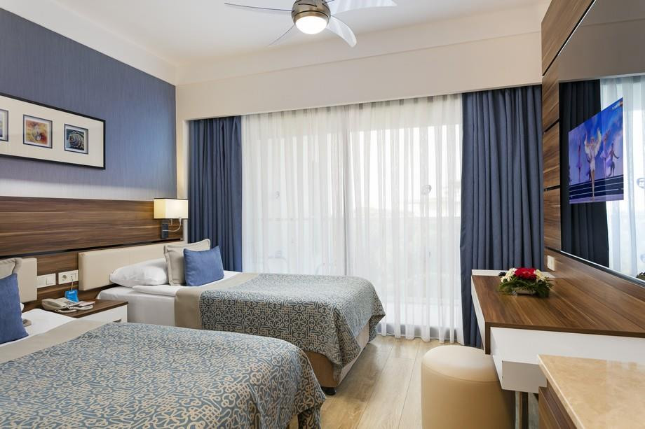 Limak Atlantis De Luxe Hotel & Resort 5* миниатюра 5