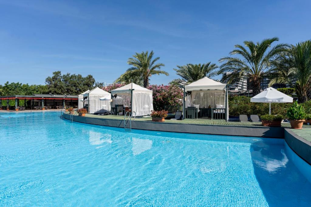 Limak Lara De Luxe Hotel & Resort 5* миниатюра 3