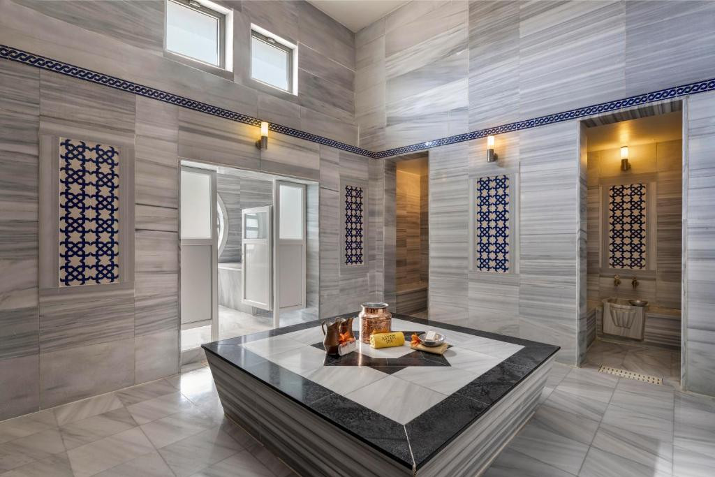Limak Lara De Luxe Hotel & Resort 5* миниатюра 5