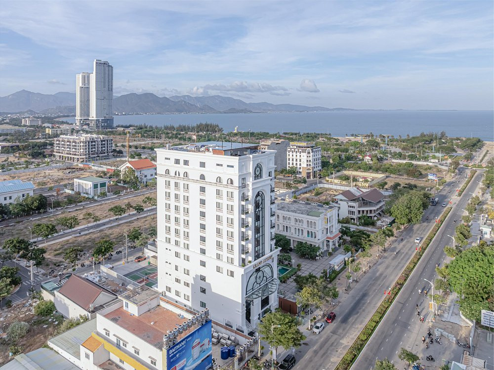 Grand Luxury Hotel 4* миниатюра 2