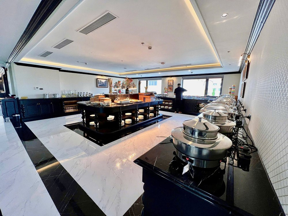 Grand Luxury Hotel 4* миниатюра 6