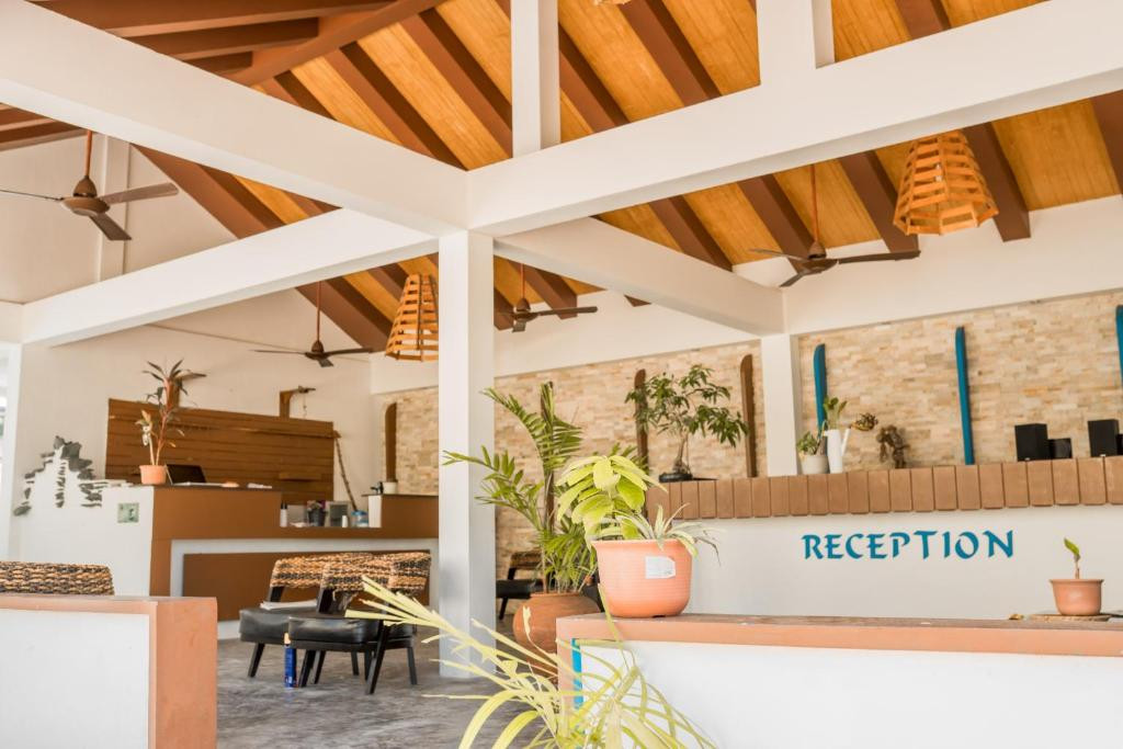 Long Beach Laamu Local Island Hotel Guest House миниатюра 5