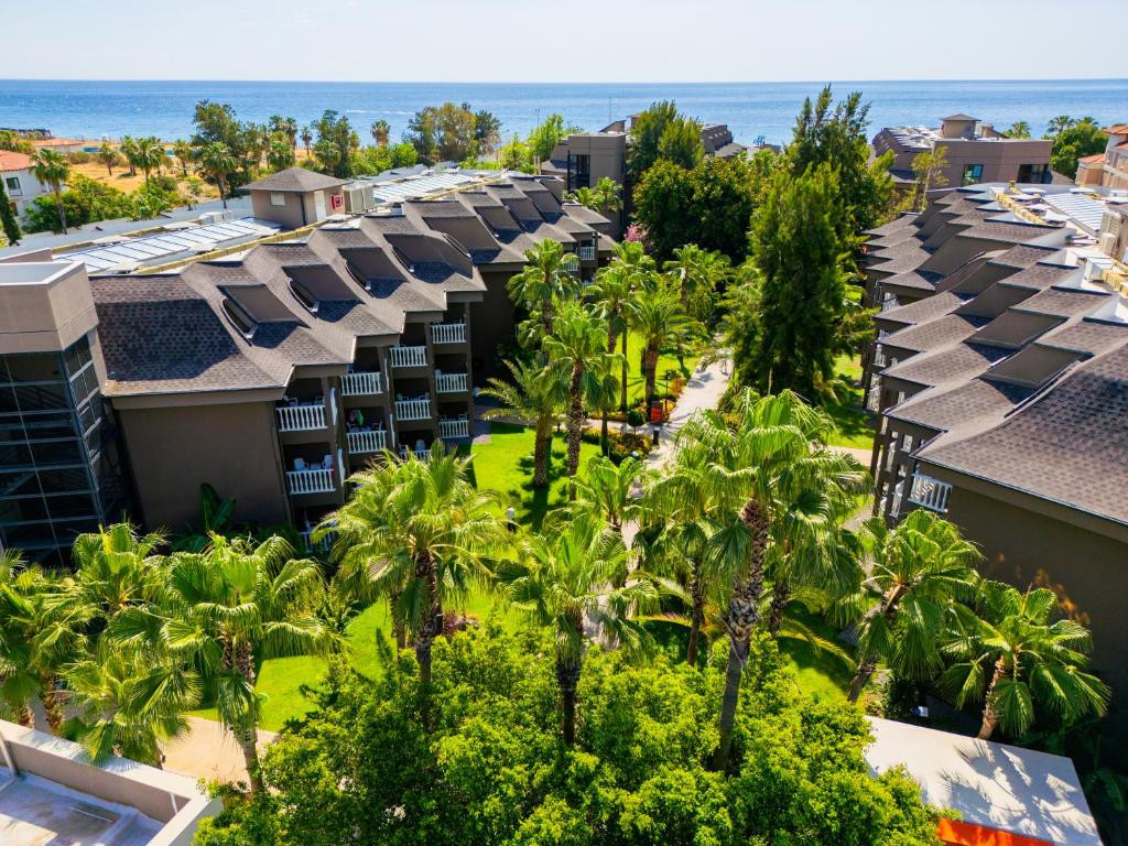 Sailors Beach Club 5*