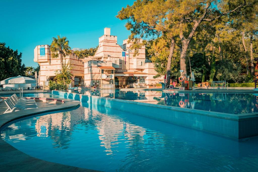 Ulusoy Kemer Holiday Club 5*