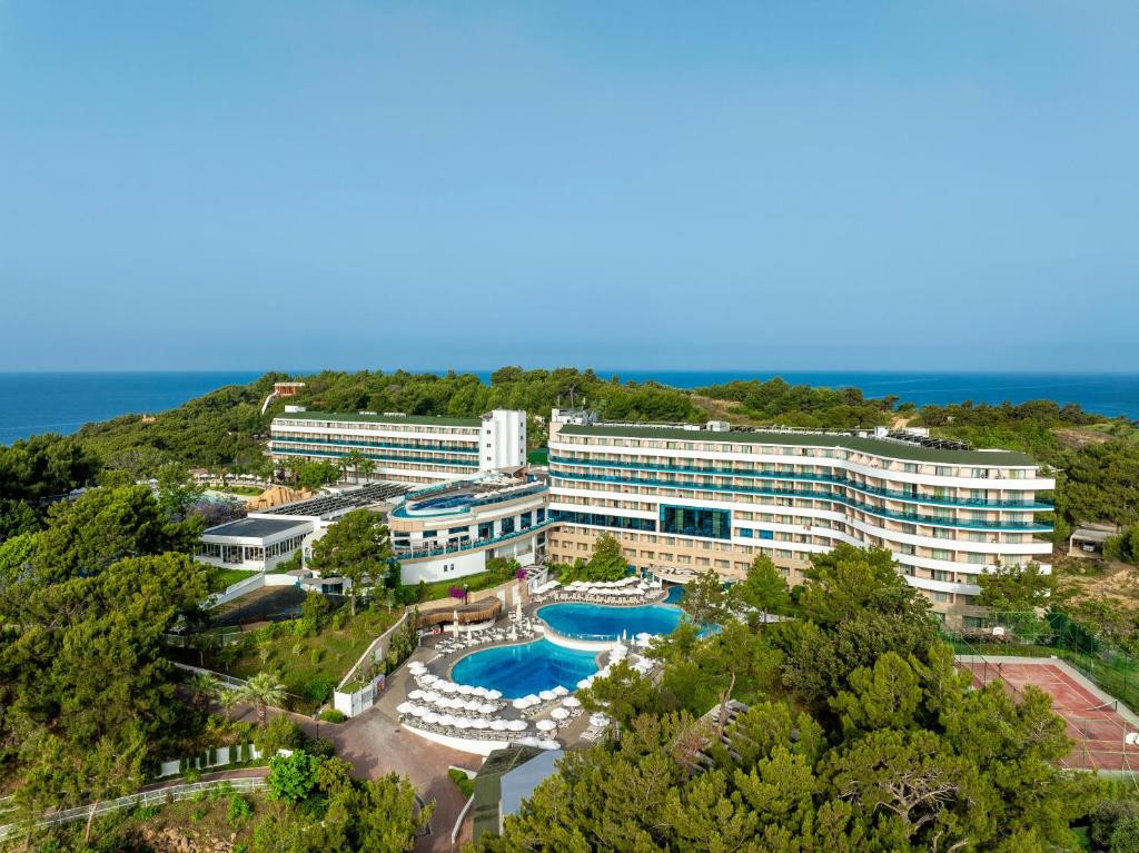 A Good Life Utopia Family Resort 5* миниатюра 2
