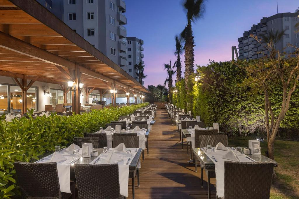 Wyndham Garden Lara (Ex. Lara Family Club) 4* миниатюра 6