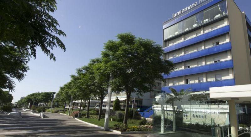 Lungomare Riccione 4*