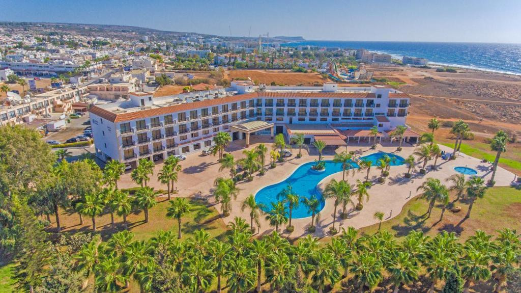 Anmaria Beach Hotel 4*