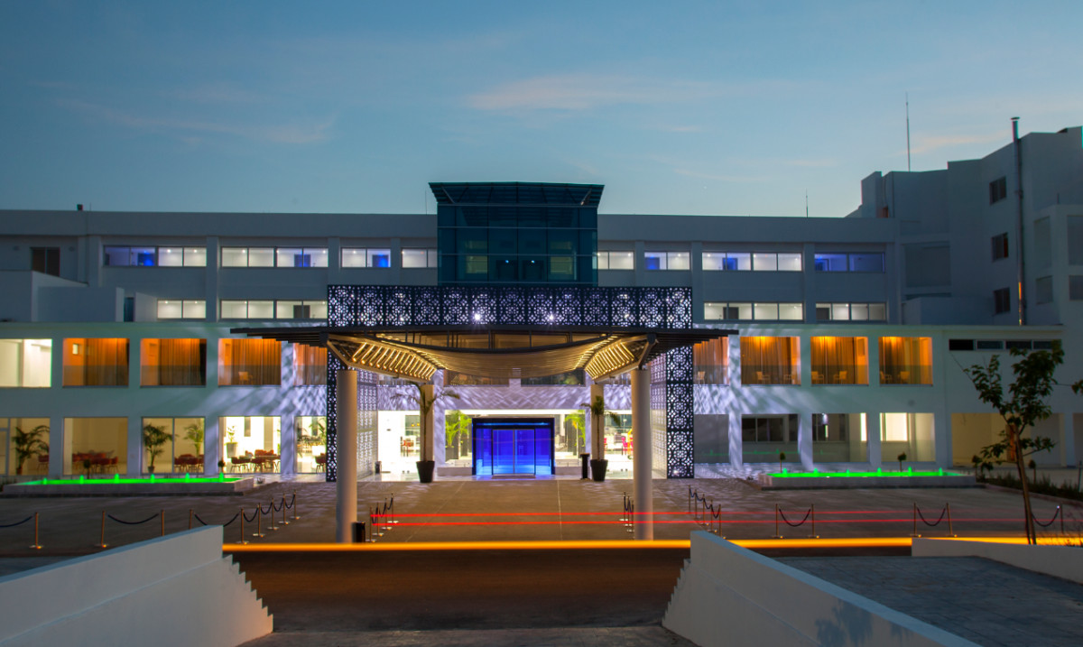 King Evelthon Hotel 5* миниатюра 3