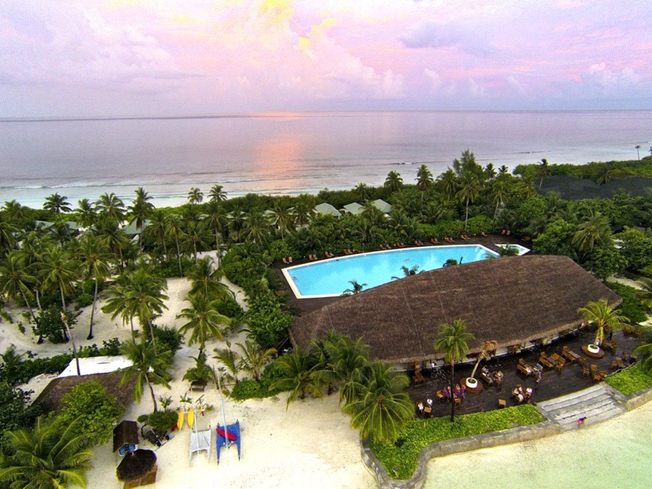 Canareef Resort (Ex. Herathera Island Resort) 4* миниатюра 2