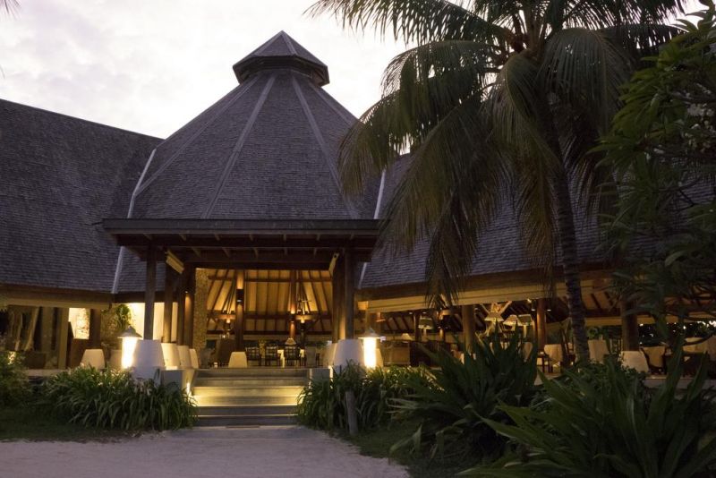 Denis Private Island 4*