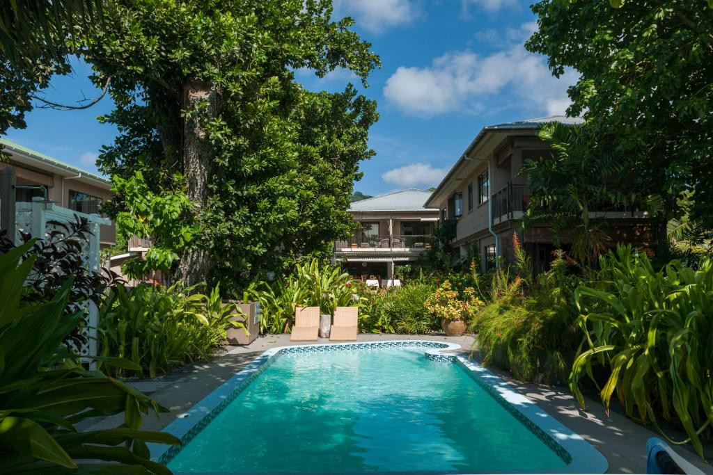 Le Repaire Boutique Hotel & Restaurant 3*