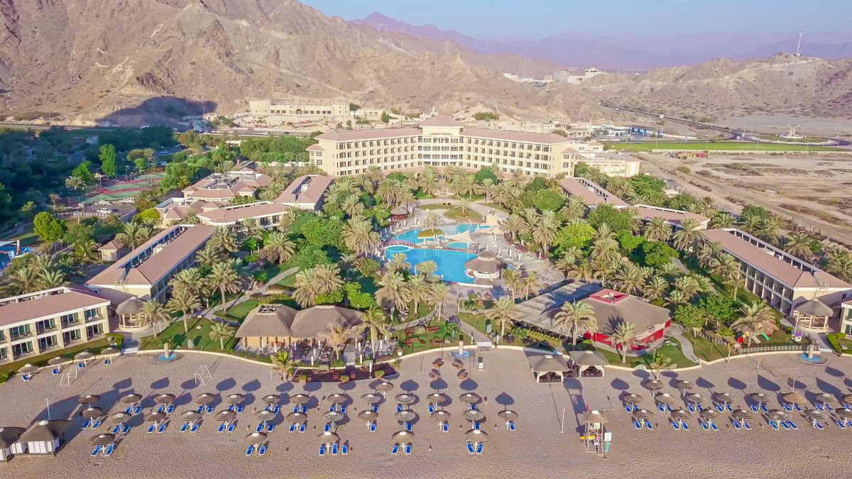 Fujairah Rotana Resort & Spa Al Aqah Beach 5* миниатюра 3