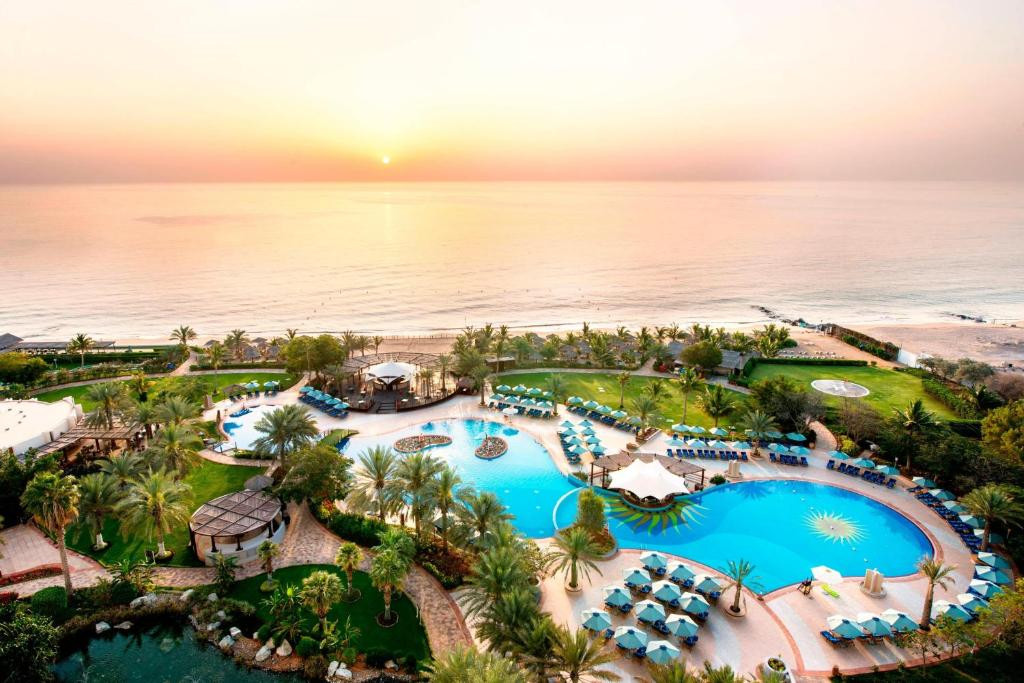 Le Meridien Al Aqah Beach Resort 5* миниатюра 3