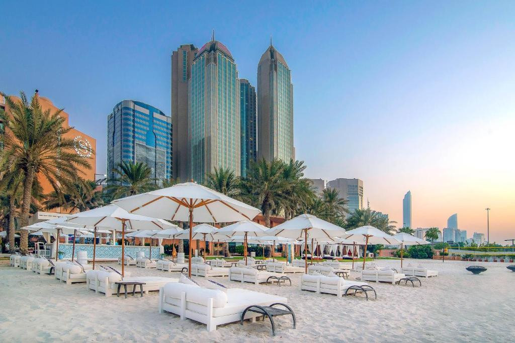 Sheraton Abu Dhabi Hotel & Resort 5*