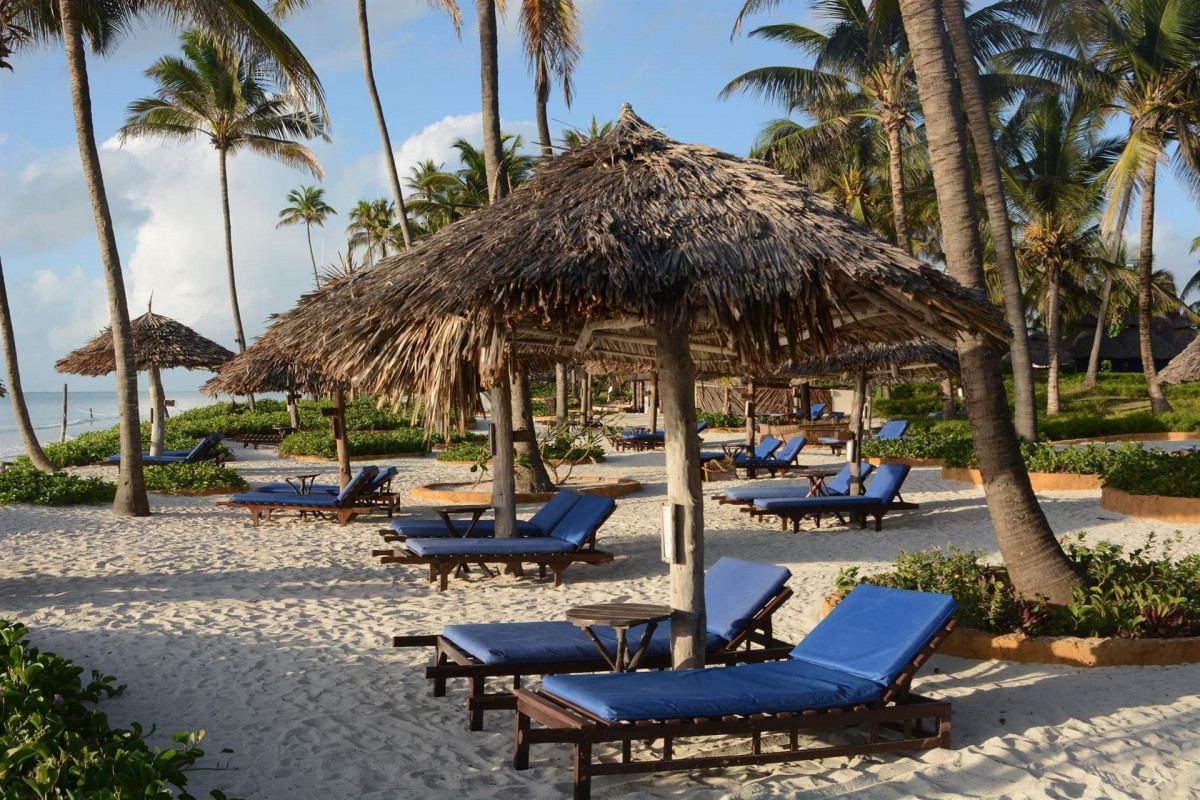 Breezes Beach Club & Spa 5* миниатюра 6