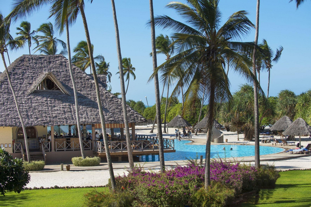 Neptune Pwani Beach Resort & Spa 5* миниатюра 4