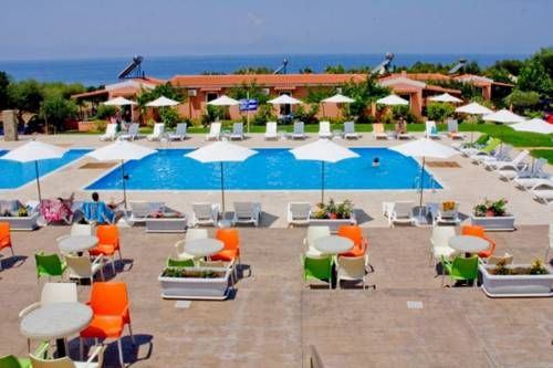 Fournia Village 3*