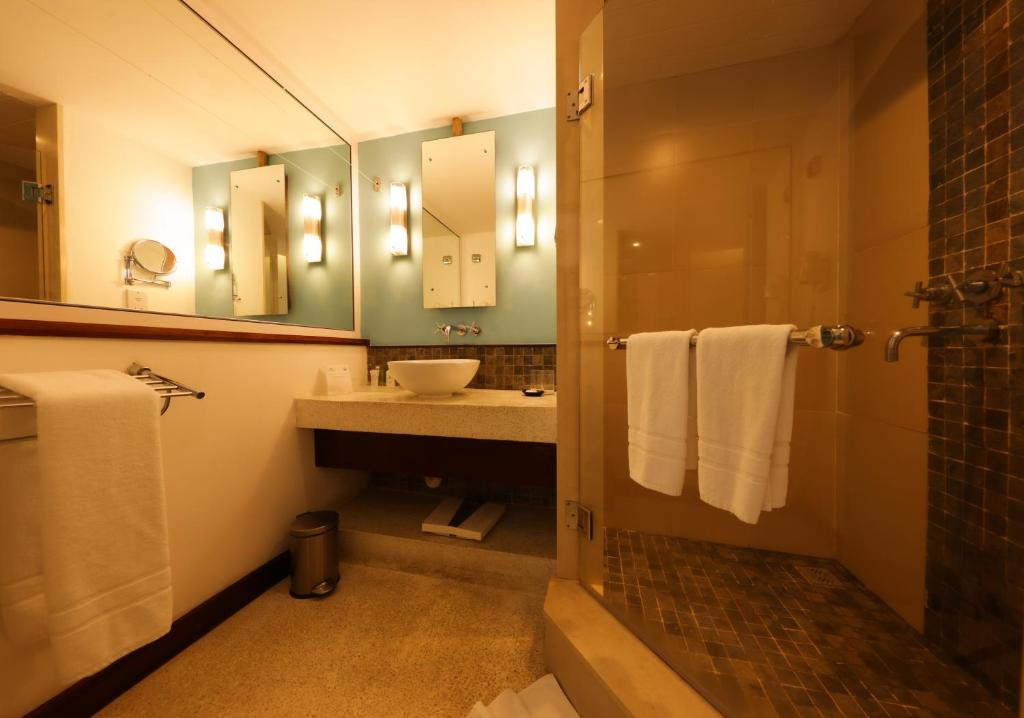 Laguna Beach Hotel & Spa 3* миниатюра 5