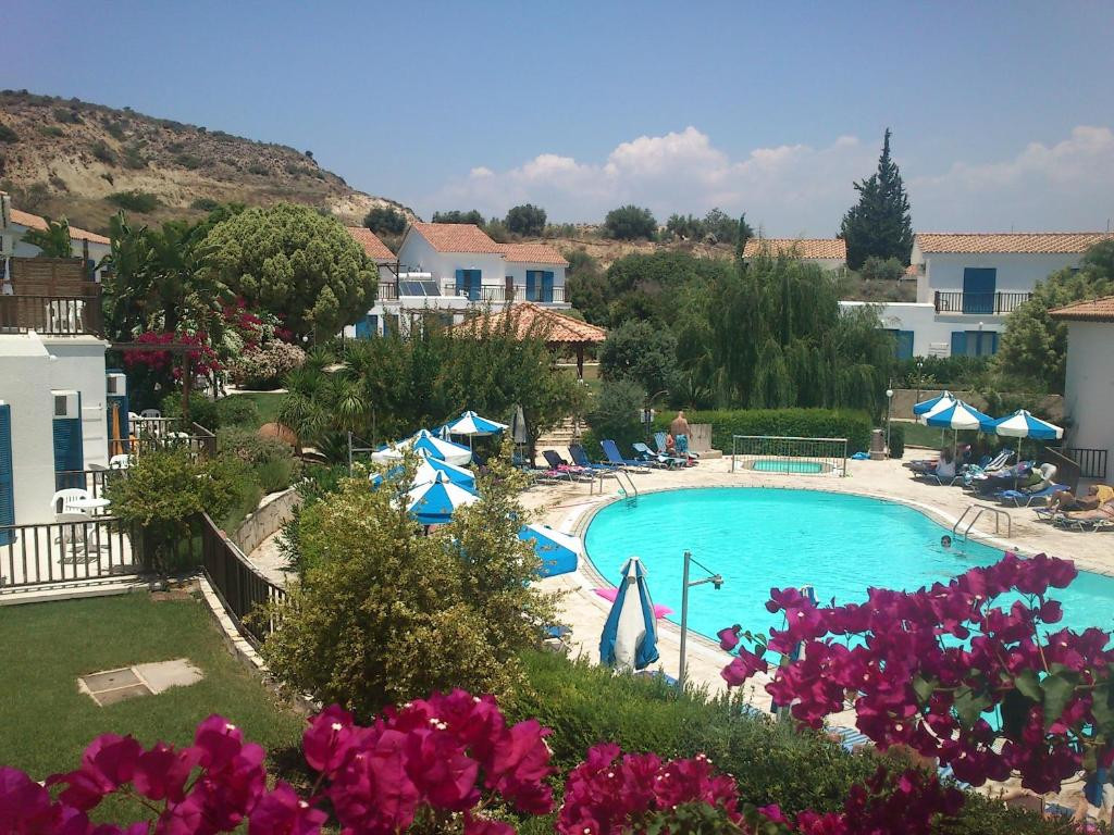 Hylatio Tourist Village 3*