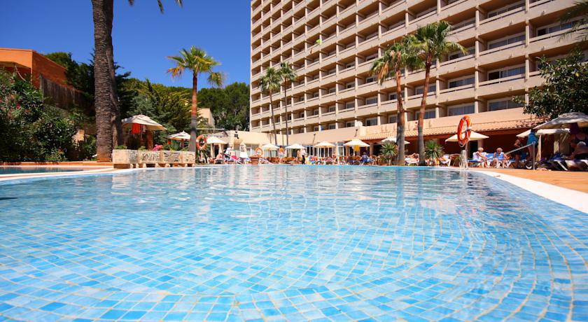 Valentin Reina Paguera 4*