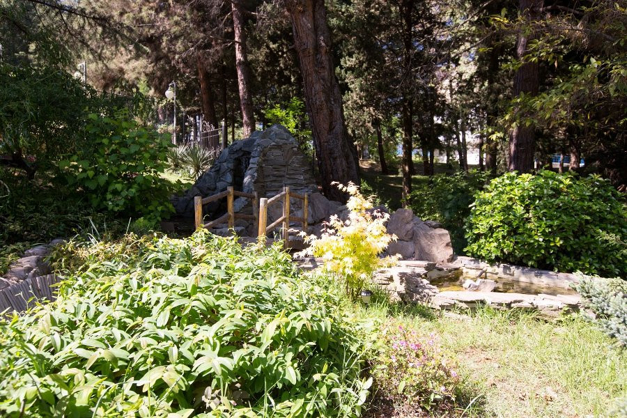 Гренада 3* миниатюра 3