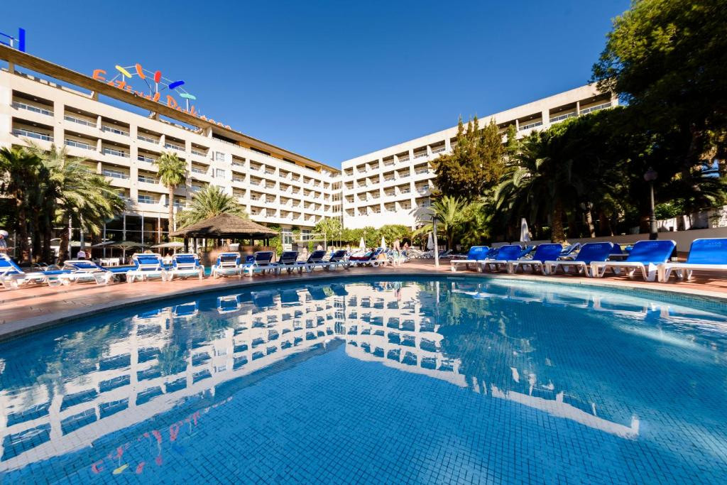 Estival Park 4*