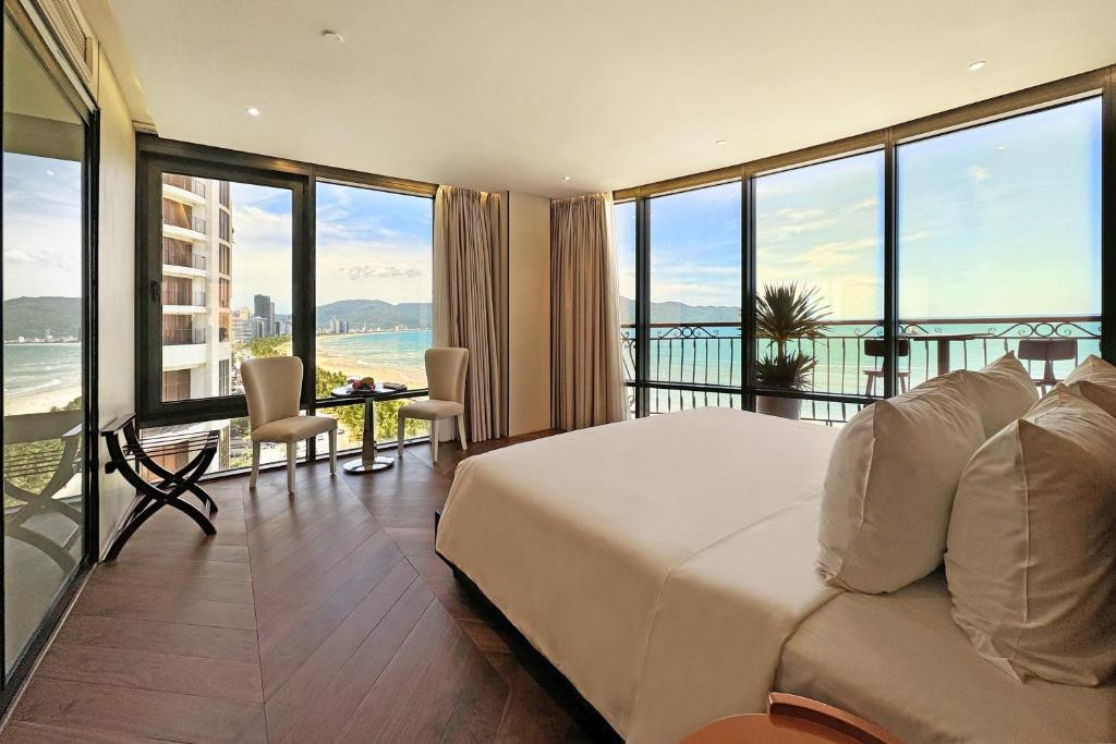 Holiday Beach Danang 4* миниатюра 5