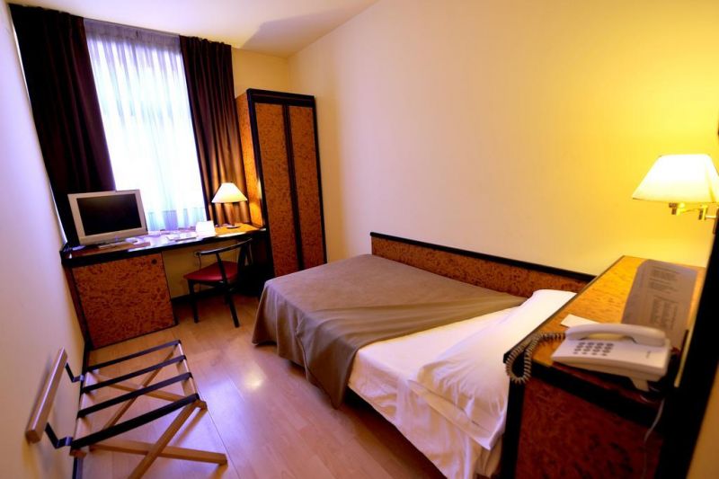 Glories Hotel 3* миниатюра 6