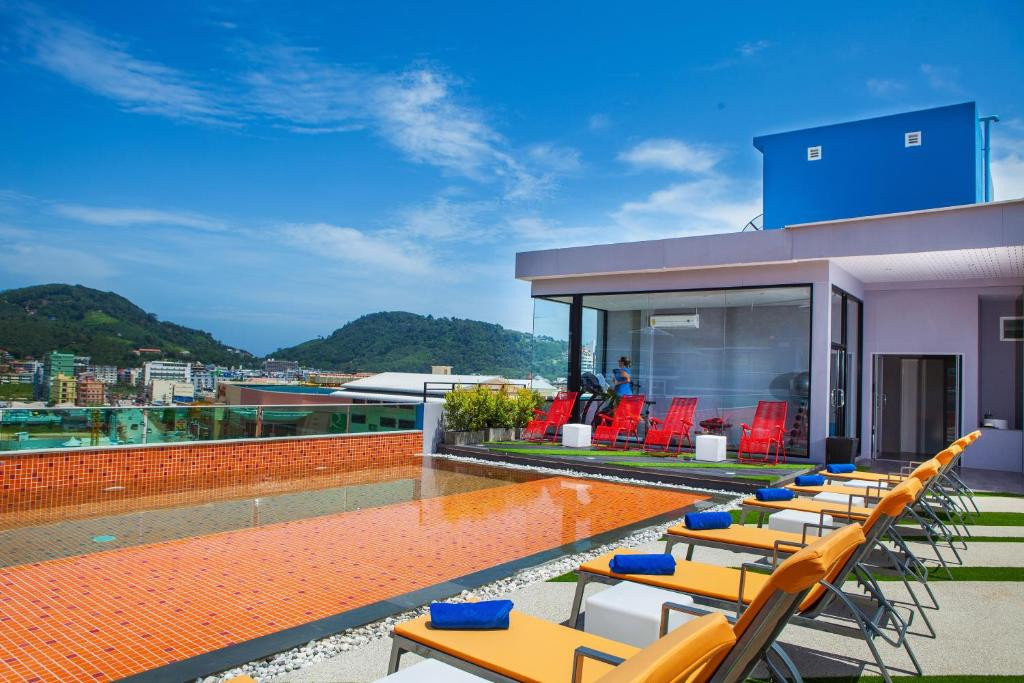 The Crib Patong 3*