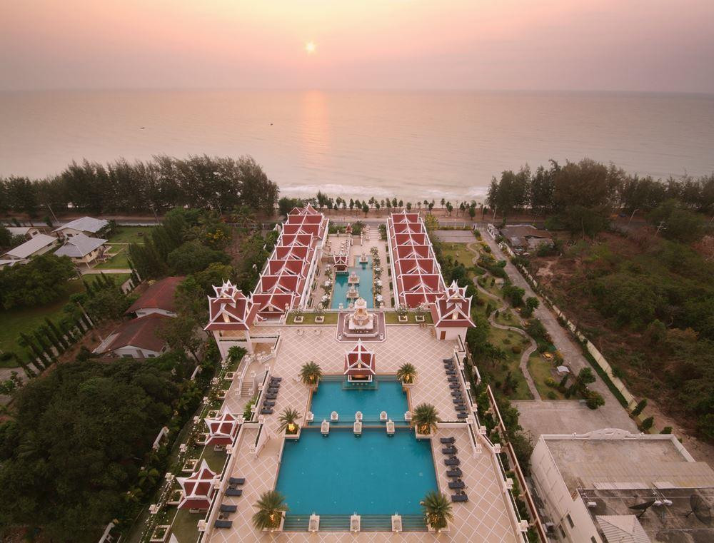 Grand Pacific Sovereign Resort & Spa 4* миниатюра 2