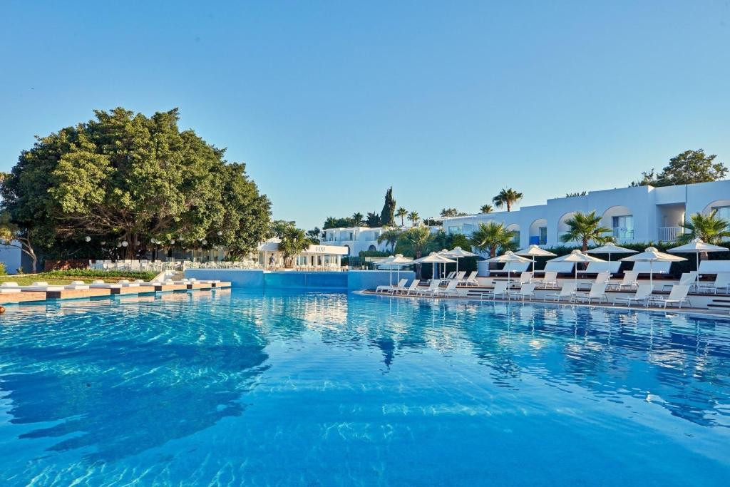 So Nice Club Resort (Ex. So Nice Boutique Suites) 4*