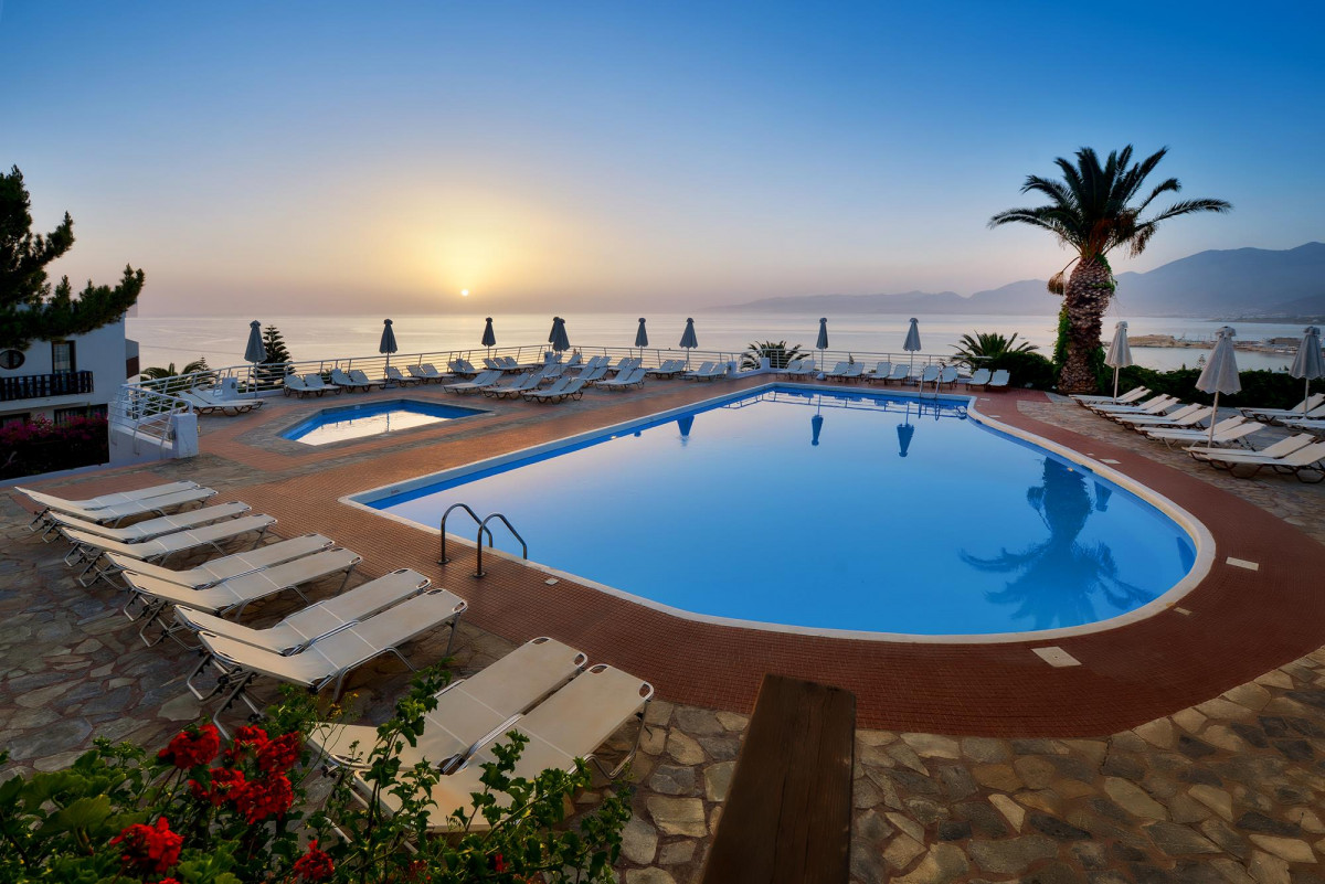Hersonissos Village Hotel & Bungalows 4*